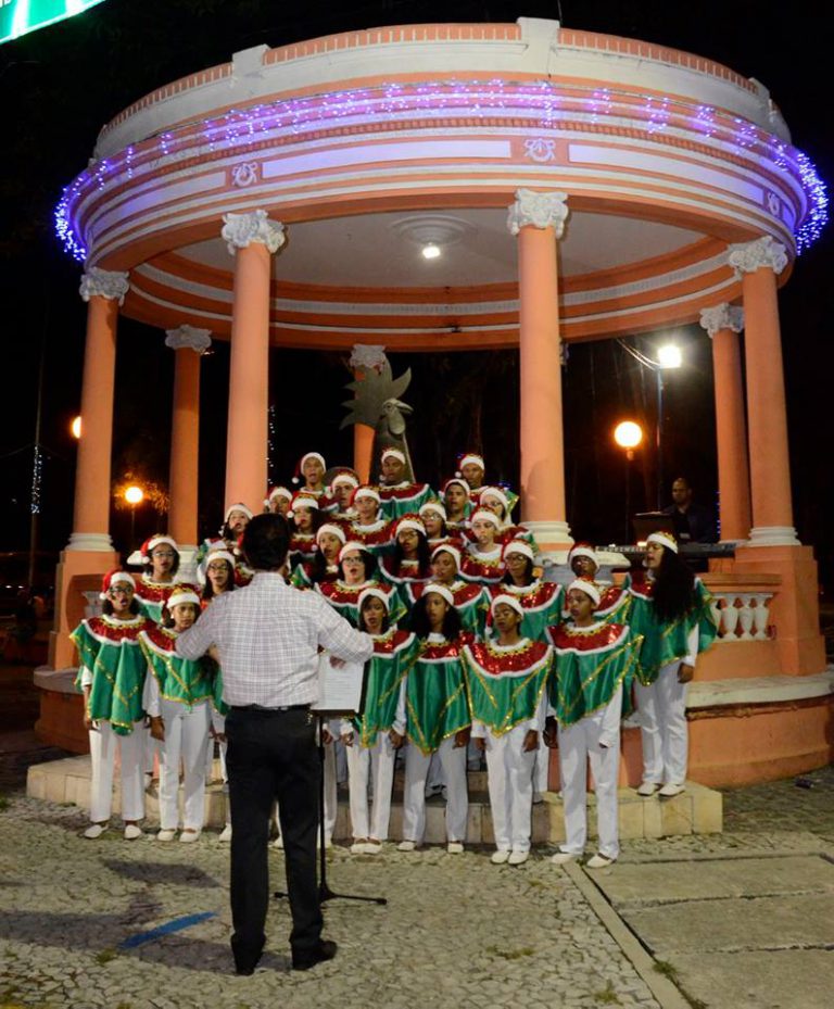 ​​Galo Da Madrugada Realiza Cantata Natalina Na Praça Sérgio Loreto