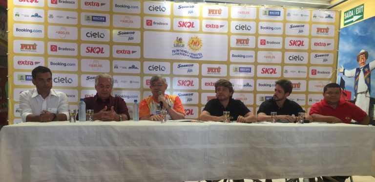 Atrações e ordem dos trios do Galo da Madrugada