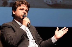 Case de sucesso: Galo da Madrugada se destaca em relatório do British Council